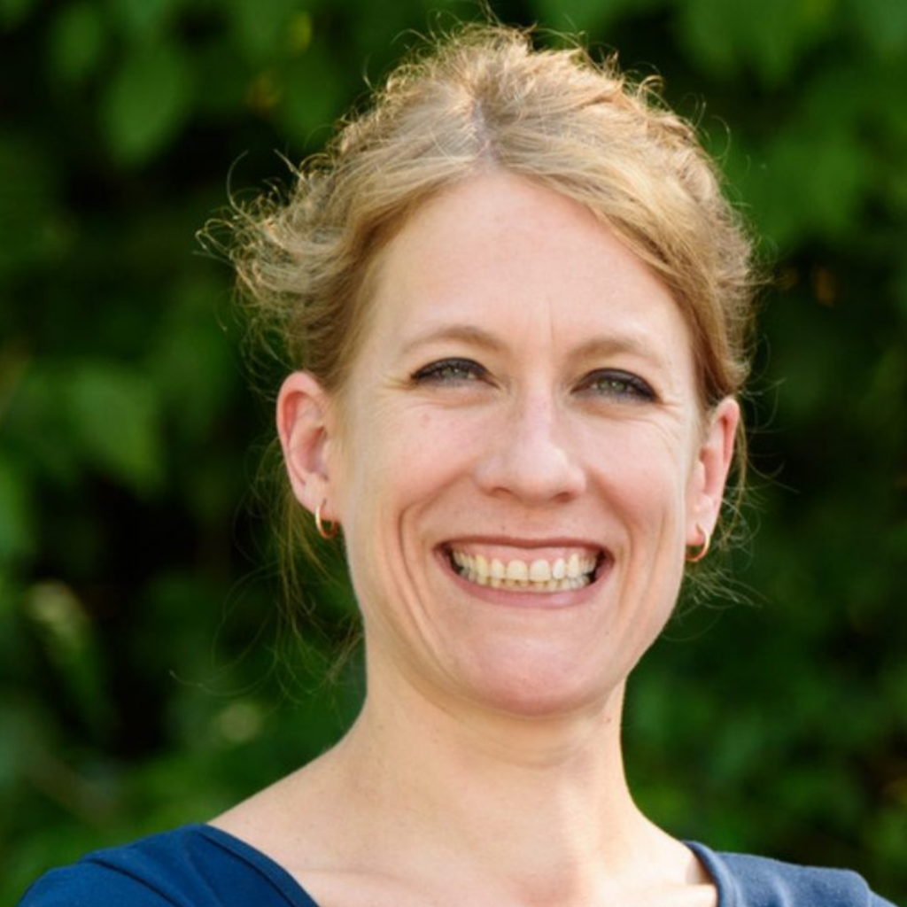 Dr. Charlotte Cordes